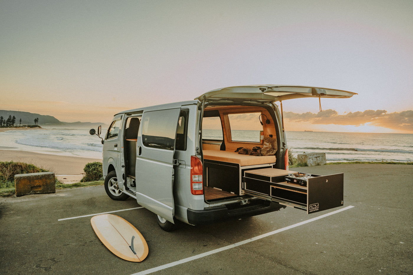 2016 Toyota Hiace LWB 4x4