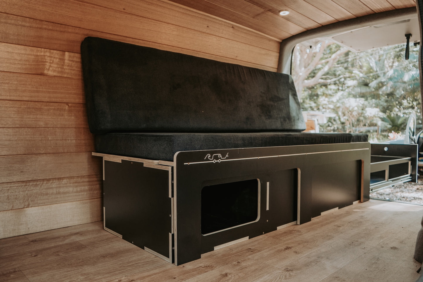 The Easy Lounge