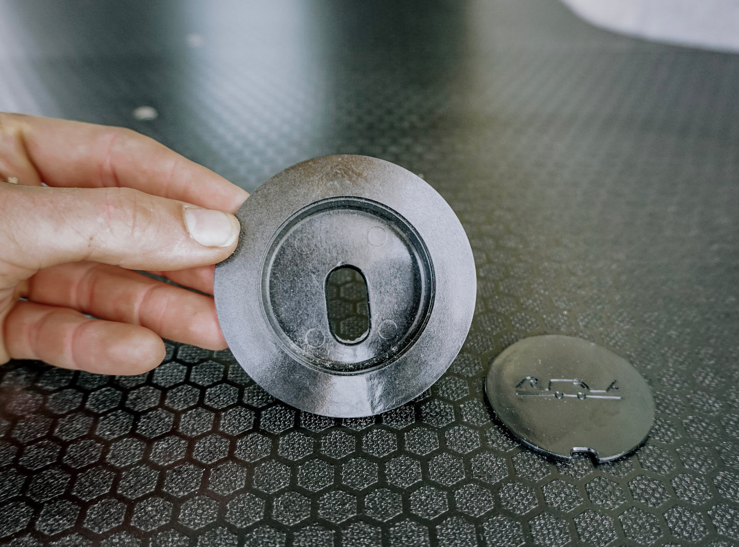 VanFloor - Universal Mounting Puck