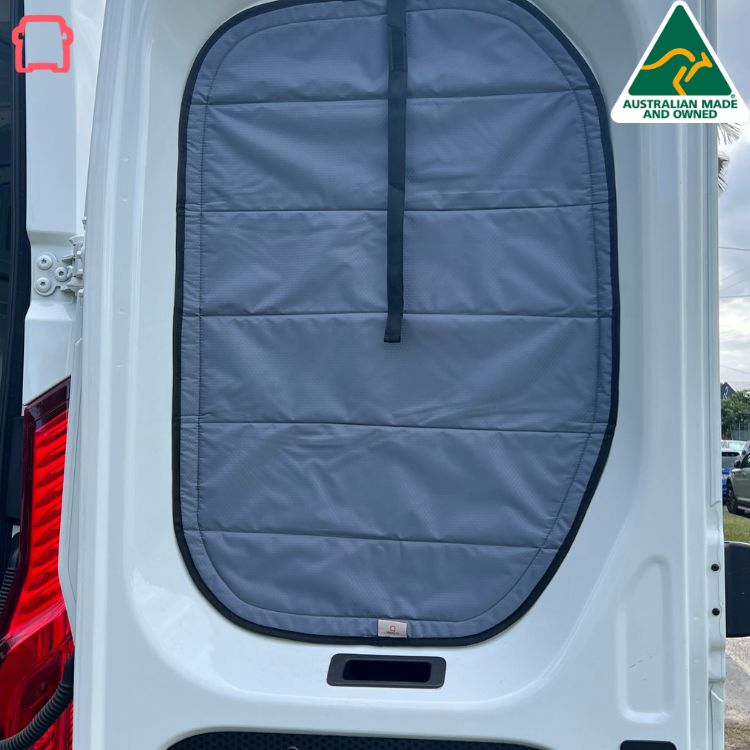 Rear door window covers for LDV Deliver 9