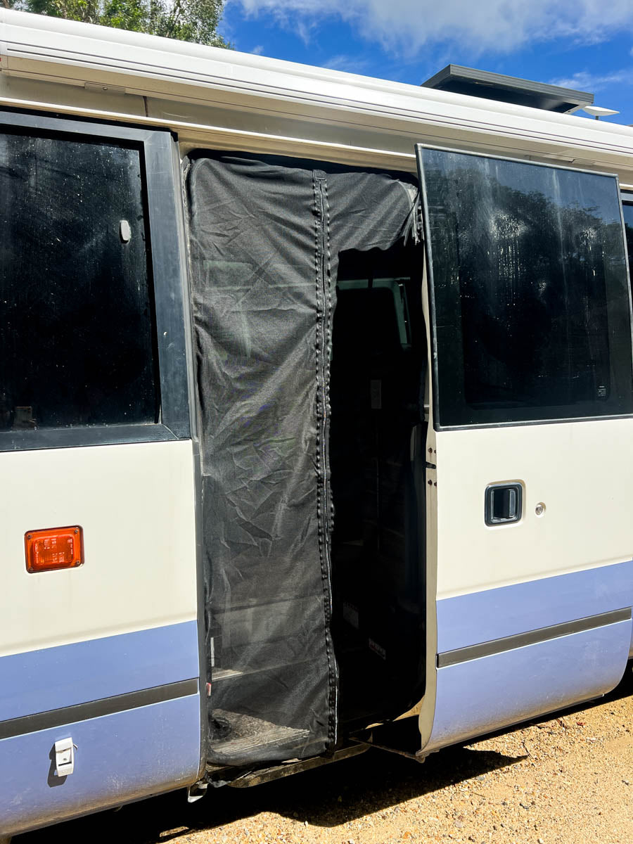 Toyota Coaster - Magnetic Fly Screen