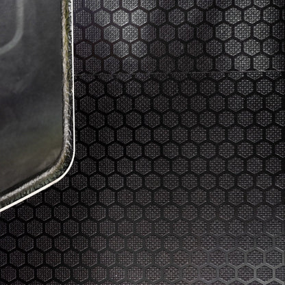 VF_FORD_TCUST_LWB_SD_ILLU_RENDER_3